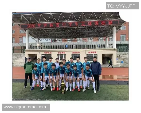 广州足球队心理素质分析与提升策略探讨助力球队发展